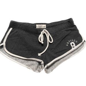 2000s style grey Abercrombie and fitch shorts
